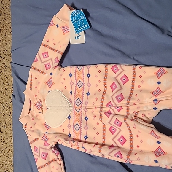 Carters girls 3 month 2 way zip and snap closure NWT footie sleeper - Picture 8 of 9